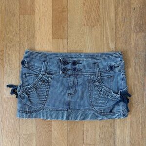 Y2K Vintage Buttoned Striped Blue Mini Skirt